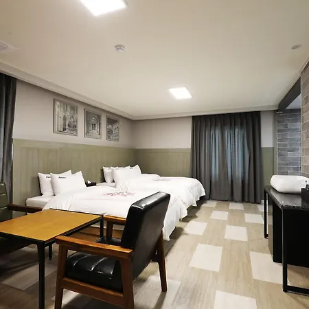 Hotel Mondavi Mokpo Luaran gambar