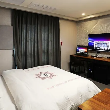 Hotel Mondavi Mokpo Luaran gambar