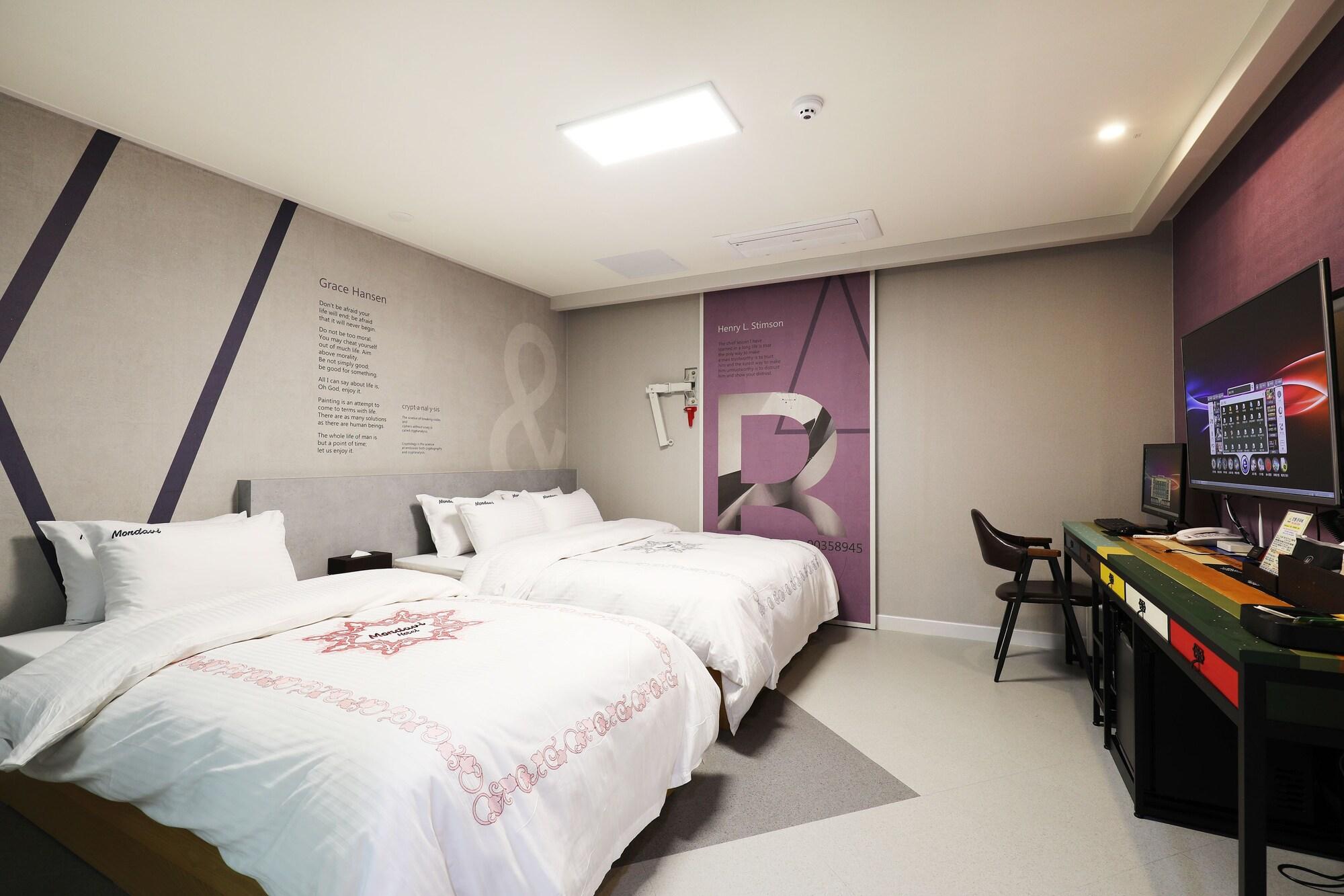 Mondavi Hotel Mokpo