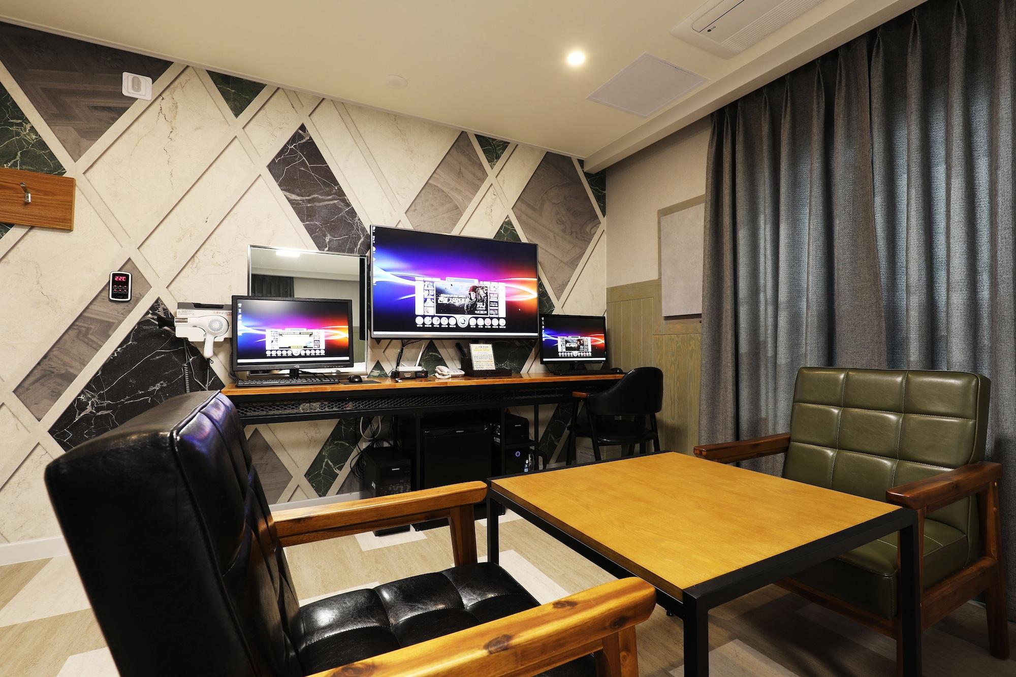 Mondavi Hotel Mokpo